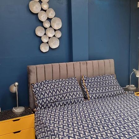 アシュフォード Glebe House, Private Entrance, Free Parking On Drive, Self Check In, Netflix Bed & Breakfast エクステリア 写真