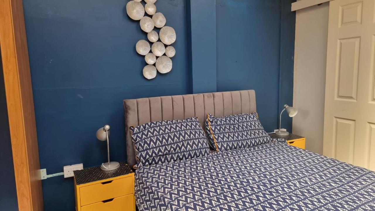 アシュフォード Glebe House, Private Entrance, Free Parking On Drive, Self Check In, Netflix Bed & Breakfast エクステリア 写真